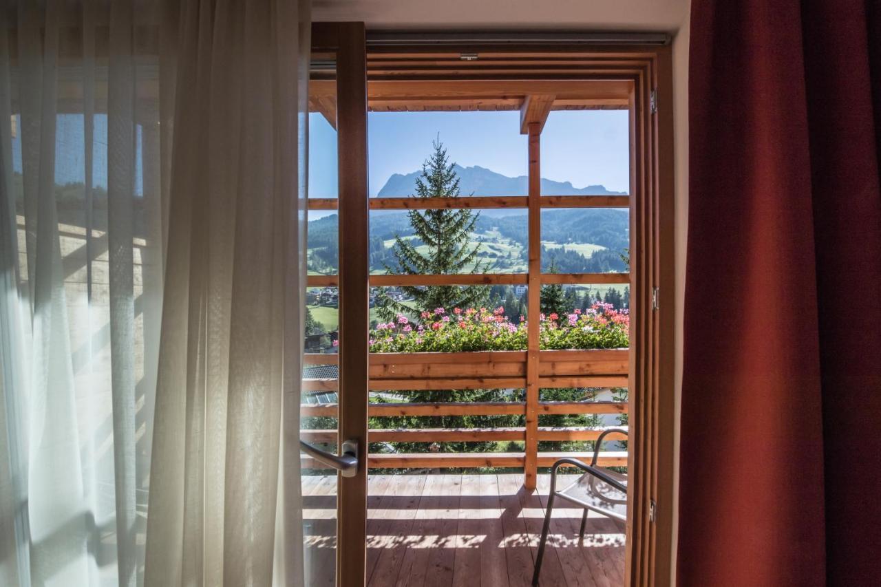 Hotel Melodia Del Bosco Бадия Экстерьер фото