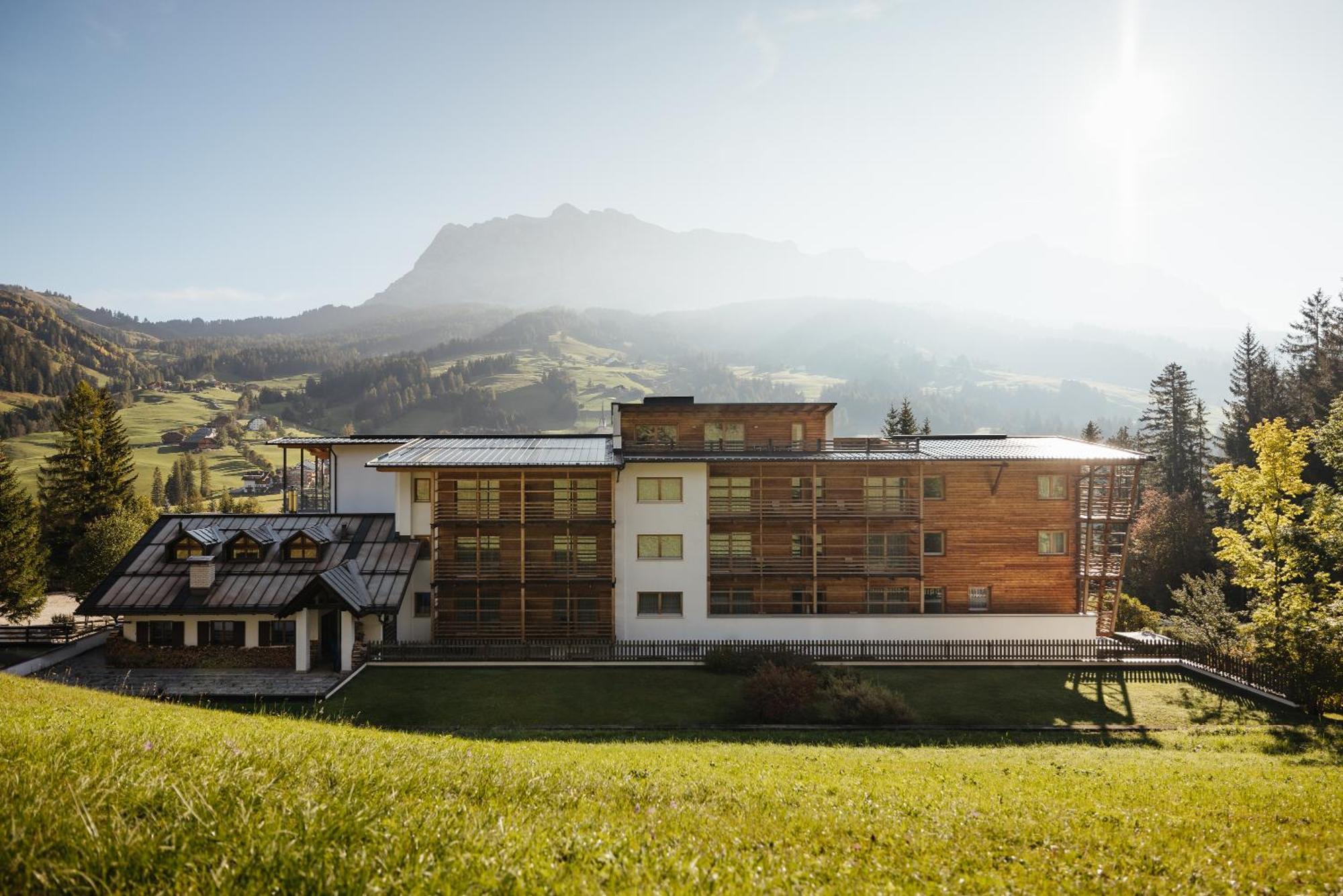 Hotel Melodia Del Bosco Бадия Экстерьер фото
