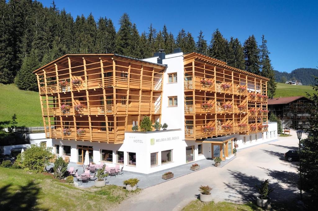 Hotel Melodia Del Bosco Бадия Экстерьер фото