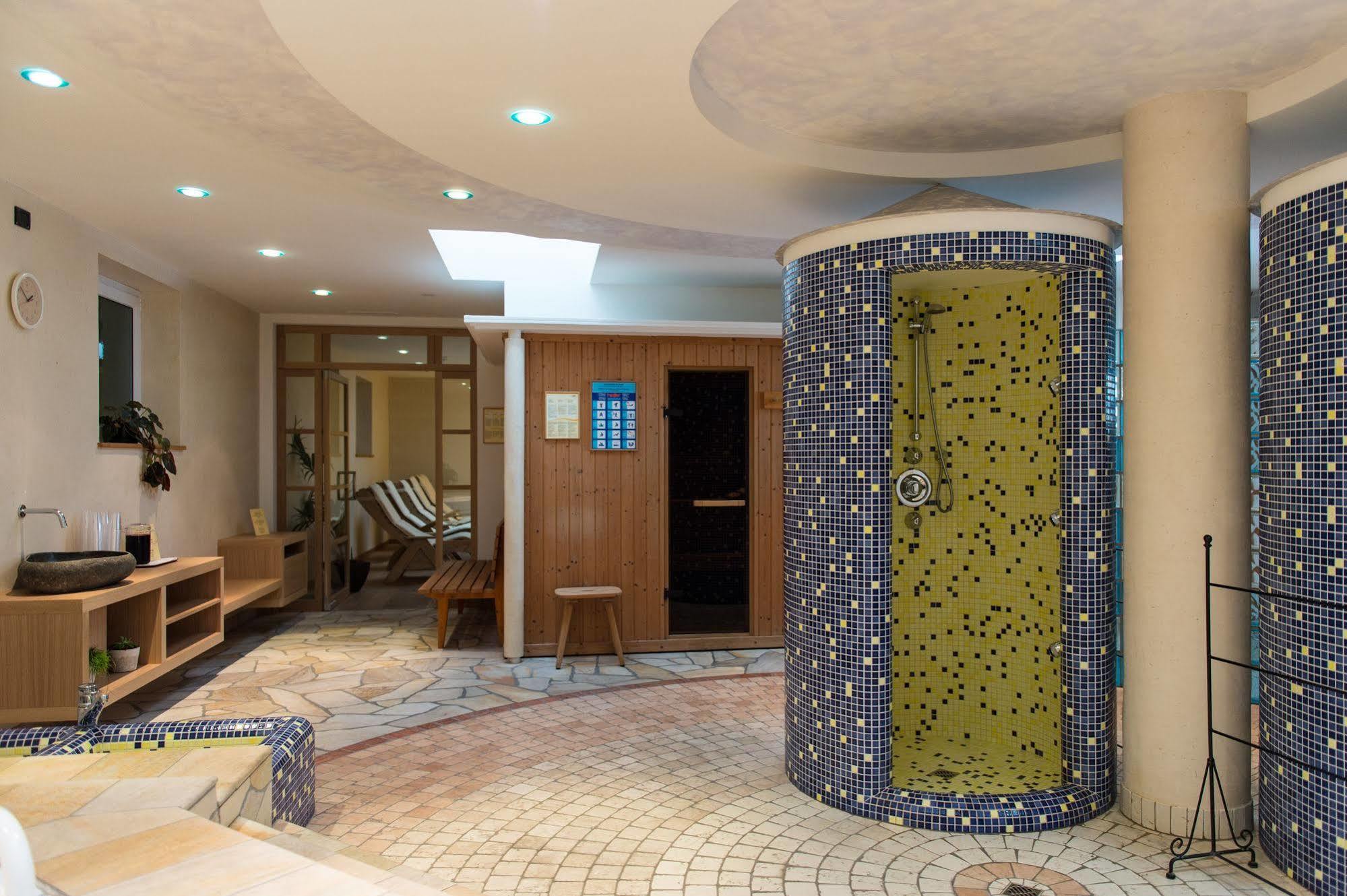 Hotel Melodia Del Bosco Бадия Экстерьер фото