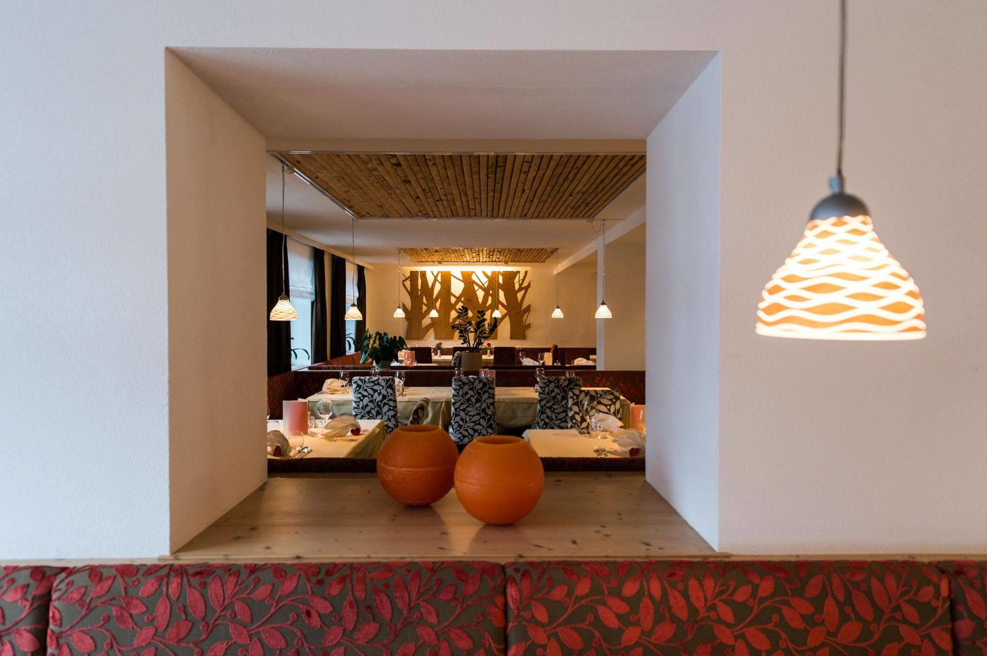Hotel Melodia Del Bosco Бадия Экстерьер фото